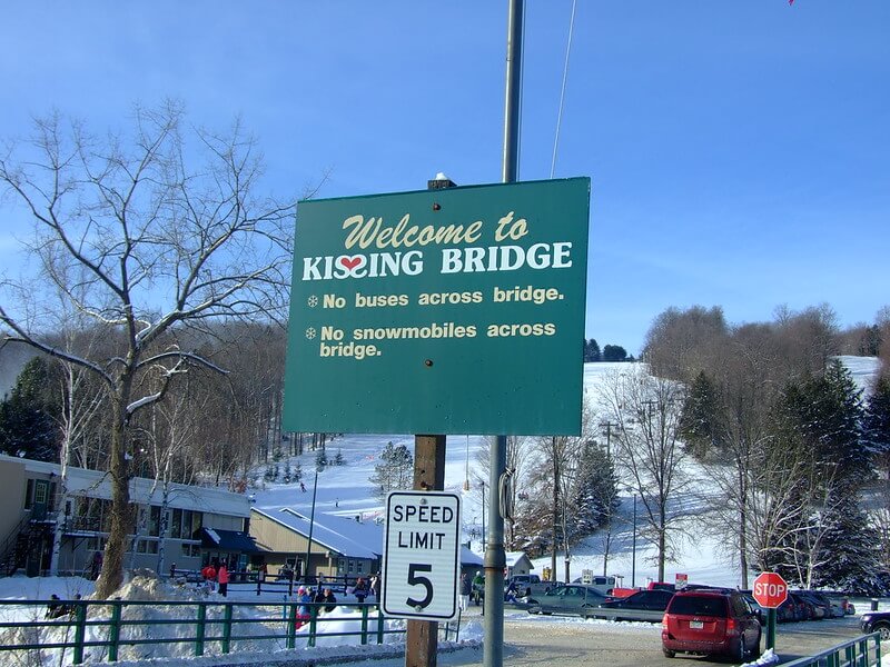 Welcome to Kissing Bridge Ski Resort / Flickr / Robert.Bluesky
Link: https://flickr.com/photos/robert-bluesky/6746295351/in/photolist-mn8ezj-2jAx6QR-bh9Bbr-bh9hG8-bh9f64-bh9t5Z-bh9wz6-bh9xoX-bh9HcT-bh9iu8-bh9mPx-bh95Hr-bh9jnB-bh9fY2-bh8XBi-bh9saa-bh9tY4-bh8PmB-bh9pnM-bh9dfZ-bh9gSP-bh8Ytr-bh8Zr2-bh94S8-bh9aBH-bh8TRp-bh8VEV-bh8LT4-bh8Huz-bh989M-bh8MKc-bh8WAi-bh99Ri-bh9eeP-bh8L4z-bh8UMH-bh97gr-bh8S82-bh9ckF