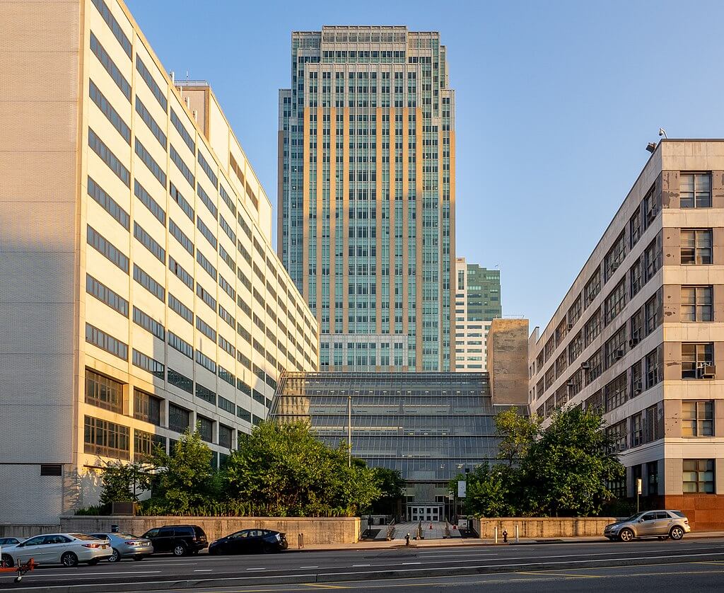 External View of Halls at NYC College of Technology / Wikipedia / Ajay Suresh
URL: https://en.wikipedia.org/wiki/New_York_City_College_of_Technology#/media/File:City_Tech_-_Building_(48228107727).jpg