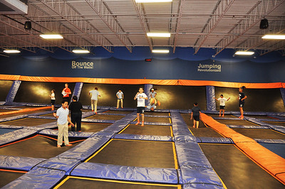 Freestyle Jump at SkyZone Trampoline Park / Flickr / Syracuse Academy 
Link: https://flic.kr/p/GucZAc 
