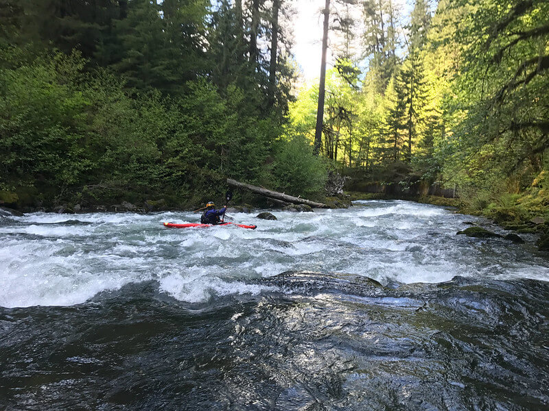 Kayaking in Fish Creek / Flickr / Zachary Collier
URL: https://flic.kr/p/2eGxfwj