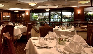 Interior view of Mulino’s of Westchester / Flickr / Dine Free Now
Link: https://flic.kr/p/9PLr1u 
