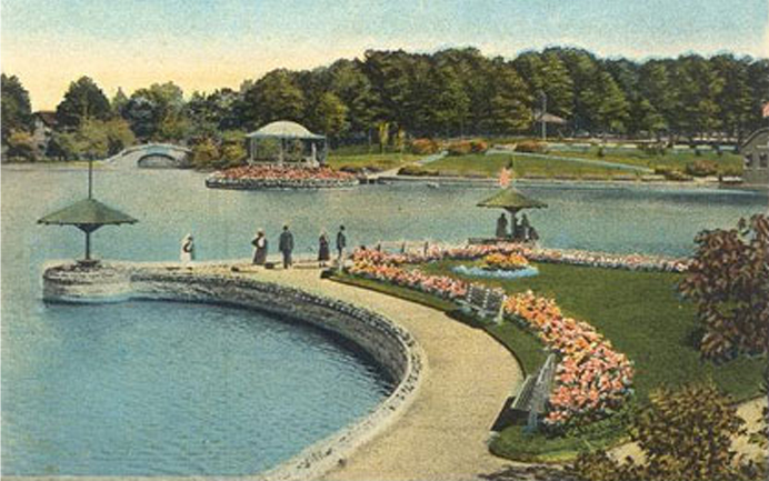 Onondaga Lake Park / Wikimedia Commons / Postcard
Link: https://commons.wikimedia.org/wiki/File:Syracuse_1910_onondaga_pk.jpg