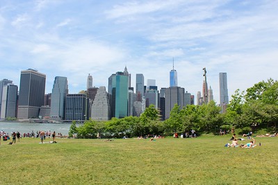 A view of Brooklyn Bridge Park / Flickr / Shinya Suzuki
Link: https://flic.kr/p/tdRaCQ 

