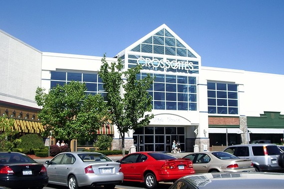 Crossgates mall / Wikimedia Commons / Flyer84
Link: https://commons.wikimedia.org/wiki/File:Crossgates_mall.JPG