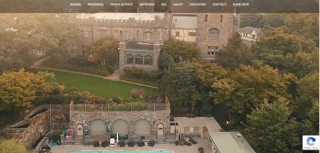 Homepage of Castle Hotel and Spa / Link: https://castlehotelandspa.com/