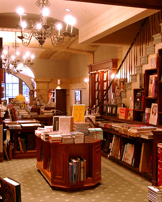 Inside view of Rizzoli Bookstore / Flickr / Jim Lambert 
Link: https://flic.kr/p/4DtjZL 
