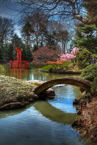 Japanese Hill and Pond Garden at Brooklyn Botanical Garden / Wikipedia / Bettycrocker
Link: https://en.wikipedia.org/wiki/Brooklyn_Botanic_Garden#/media/File:Bridge_to_Eden.jpg 
