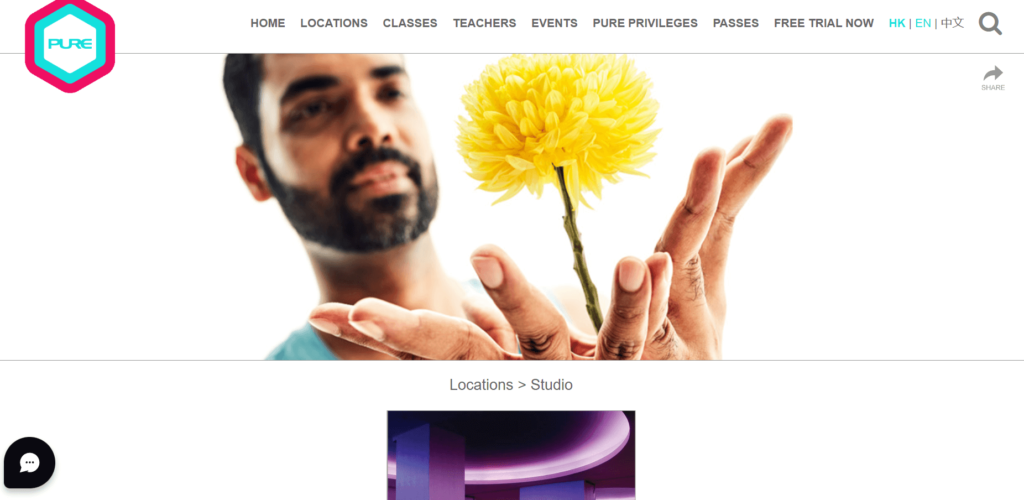 Homepage of the Pure Yoga / pure-yoga.com