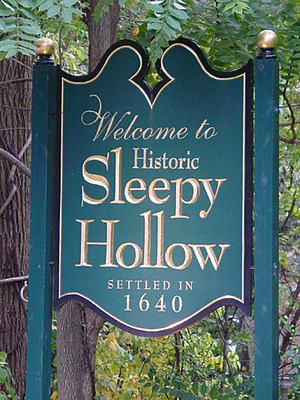 Sleepy Hollow / Wikimedia Commons / Chris Kirkman
Link: https://commons.wikimedia.org/wiki/File:Welcome_to_Sleepy_Hollow.jpg