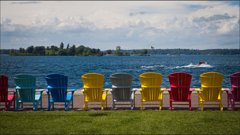 Summertime in the 1000 Islands / Flickr / MecCanon

https://www.flickr.com/photos/meccanon/9264279282/in/pool-claytonchamber/