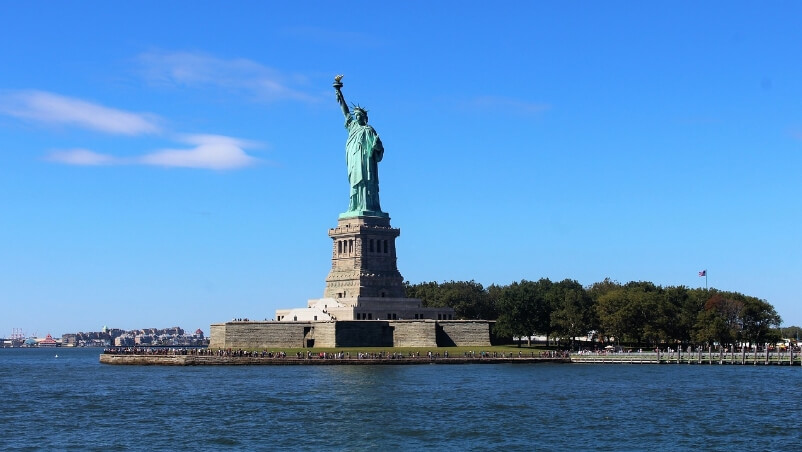 View of Statue of Liberty from Rock The Yacht / Pixabay / Randomwinner
Link: https://pixabay.com/photos/statue-of-liberty-new-york-6644930/