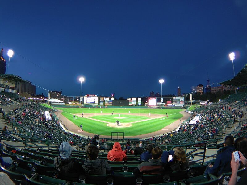 Full View of the Frontier Field / Flickr / rchappo2002
Link: https://flickr.com/photos/rchappo2002/33915919933